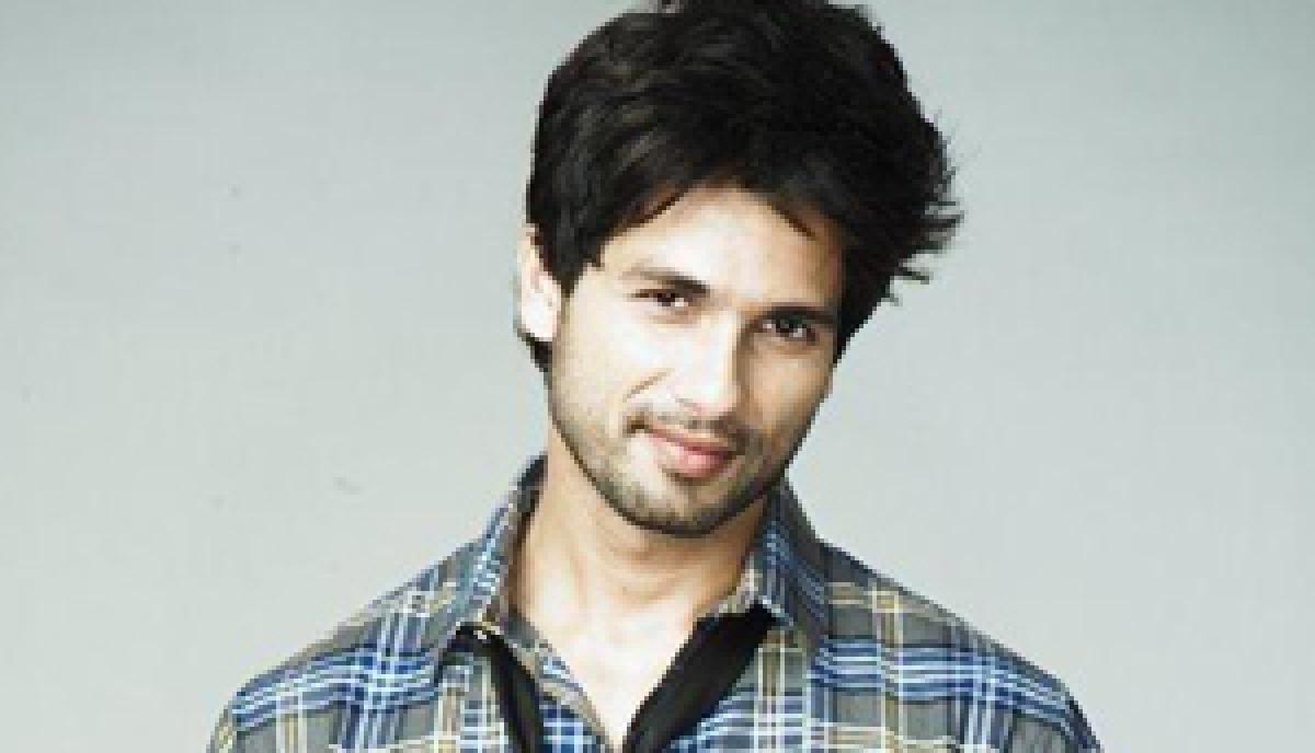 Shahid Kapoor to replace Madhuri Dixit on Jhalak Dikhhla Jaa